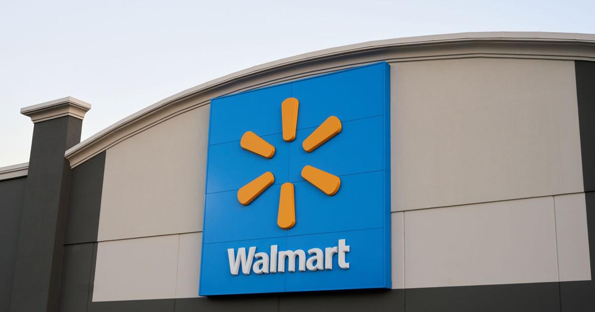 Walmart Ends Credit Cards With Capital One |  Economy
