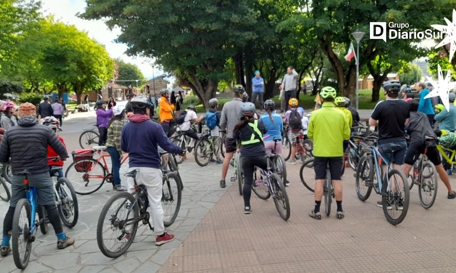 The Science Festival kicks off in Coyhaique with bike rides and fossil talks