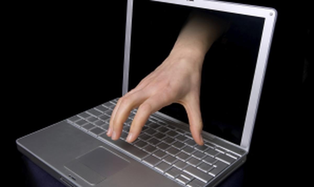 Beware of “spoofing”: a new fraudulent practice that challenges banking security