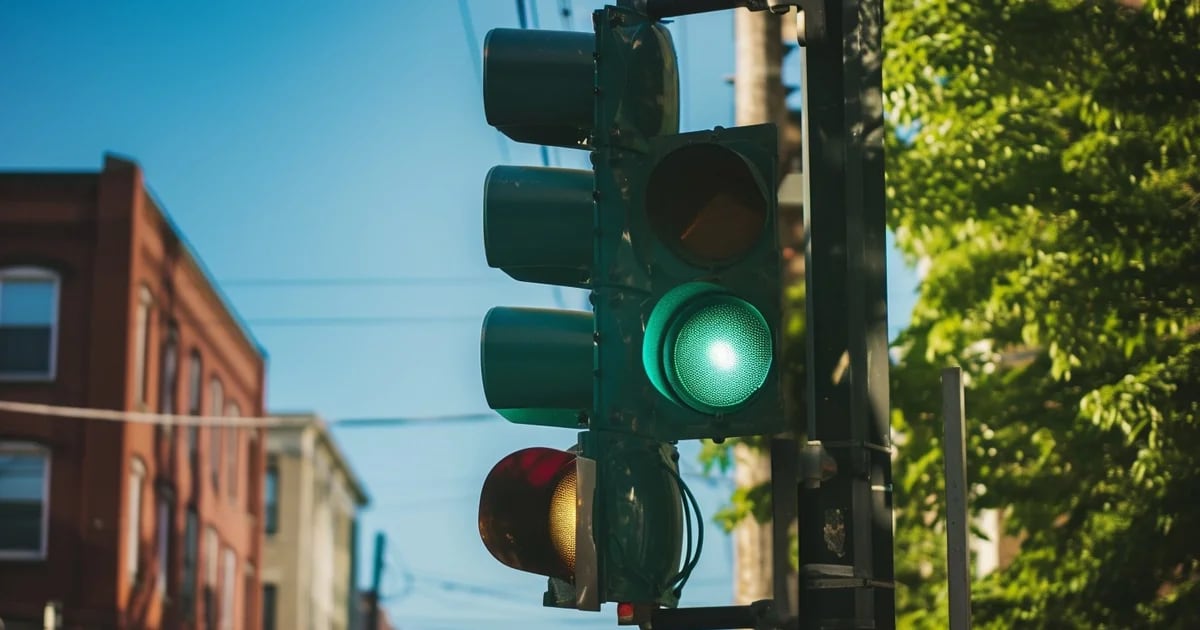 Four-light traffic lights and other traffic rules that could change with the arrival of autonomous vehicles