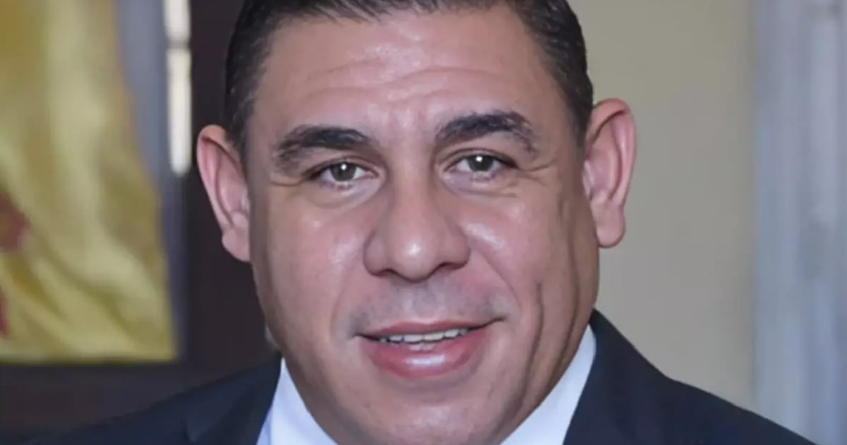 Cuban Freemasons rebel and ignore the government-imposed Grand Master