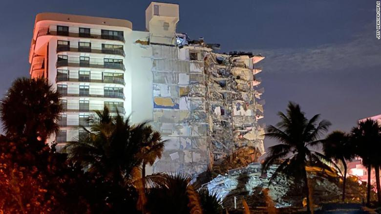 Minute by minute: The building near Miami is partially collapsing;  At least one person was killed and at least 10 were injured