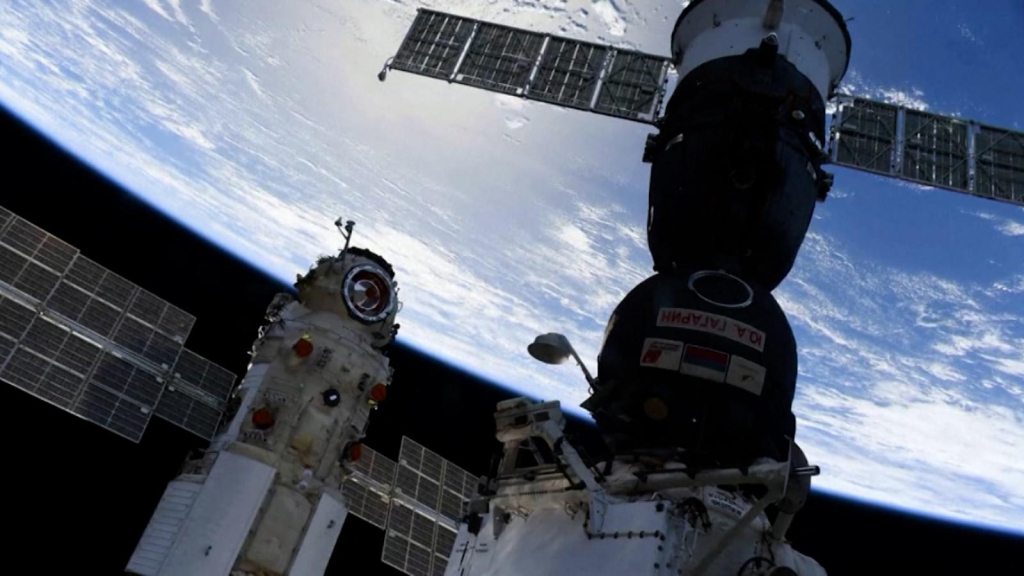 Russia: "everything is OK" with the space station