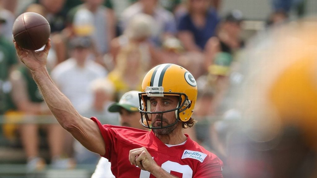 Aaron Rodgers reveals he considered retiring during an off-season feud with the Packers