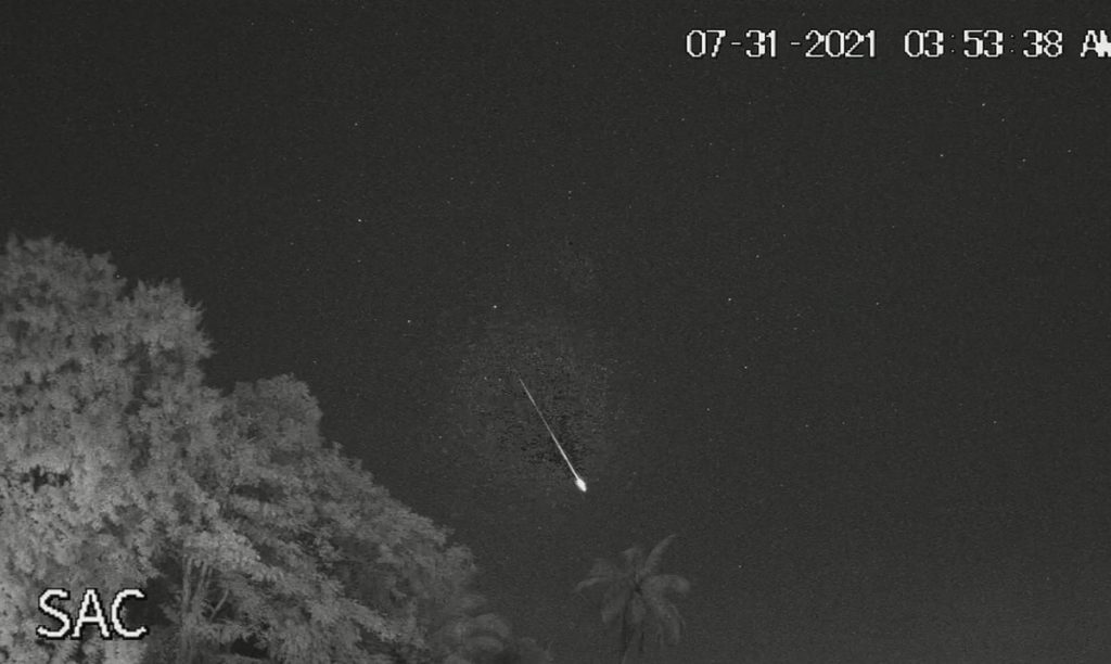 Watch a bright meteor over our sky at dawn this morning
