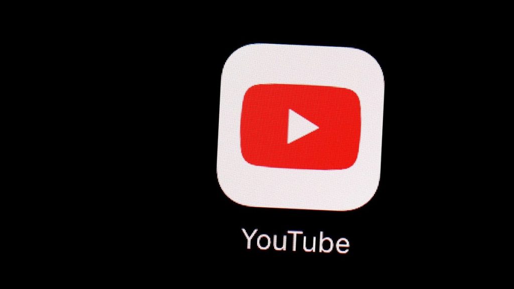 YouTube will pay its users $10,000 per month to upload content to shorts instead of TikTok