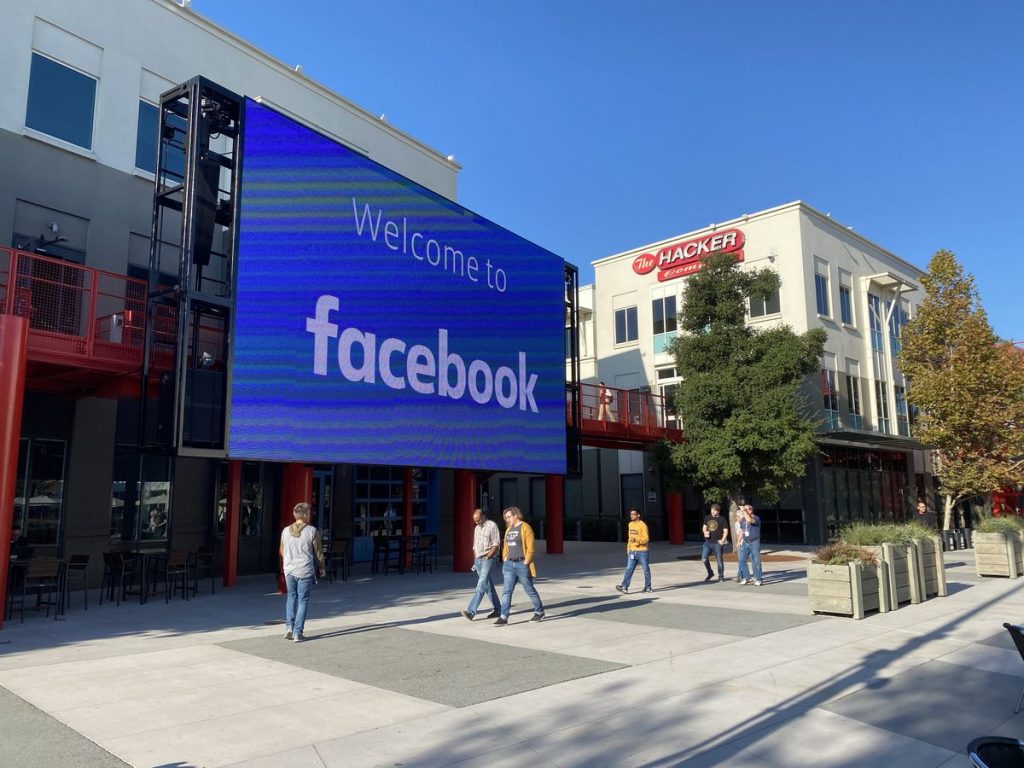 Facebook will pay $ 14 million to sue in support of hiring foreigners  Technology