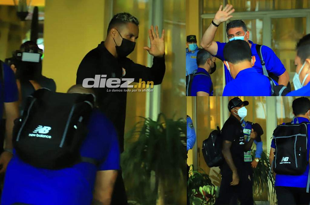 Keylor Navas, Luis Suarez and the entire delegation from Costa Rica have arrived in San Pedro Sula to face Honduras - ten