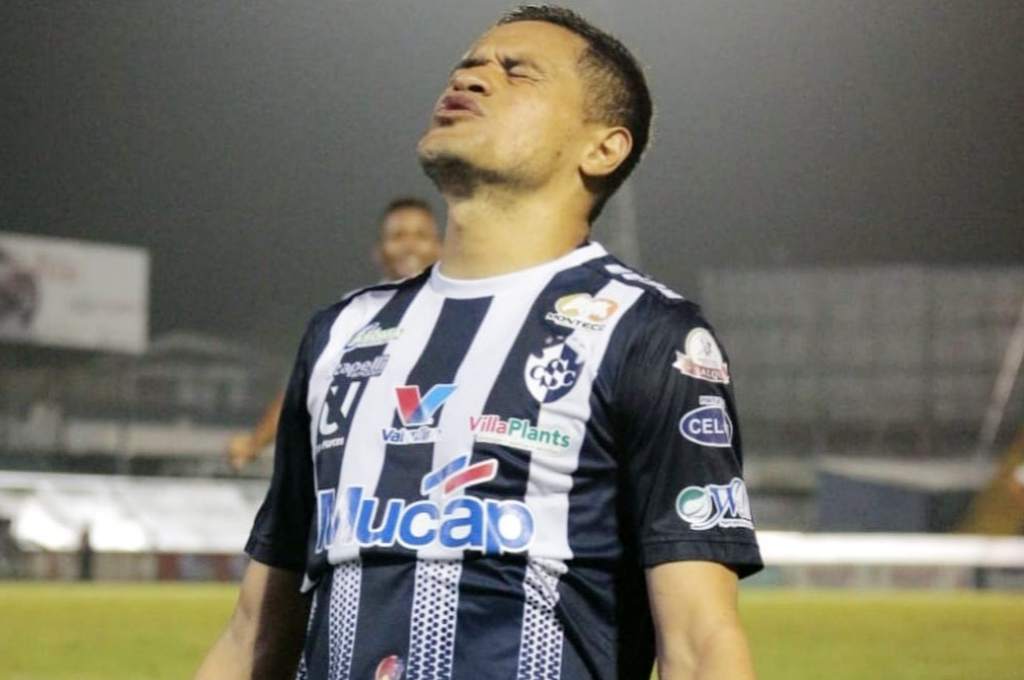 Honduran striker Roger Rojas will miss Costa Rica's Cartagines