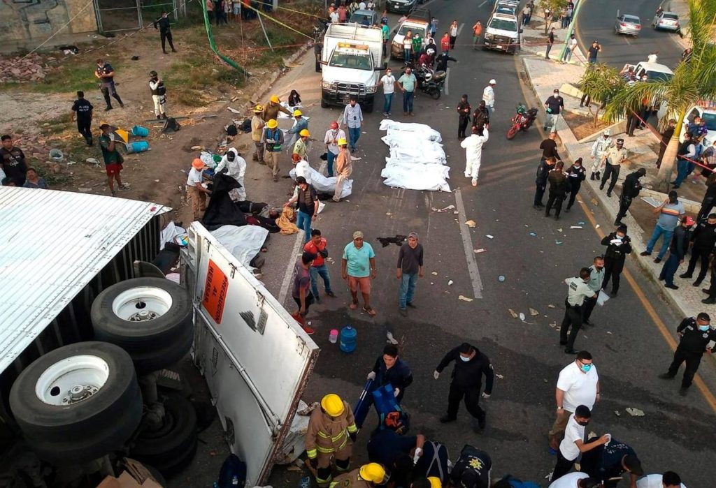 They confirmed there were five Dominicans in the truck that crashed in Mexico