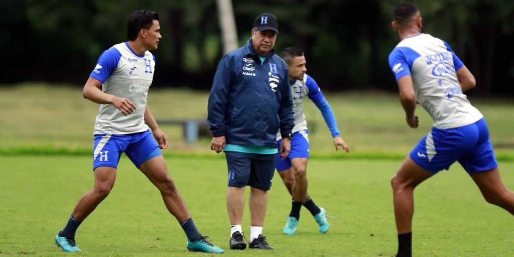 'Bolillo' Gómez announces the invitation of Honduras to matches against Canada, El Salvador and the United States