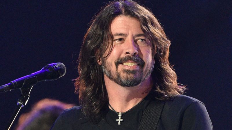 Dave Grohl says he reads lips because of his hearing loss