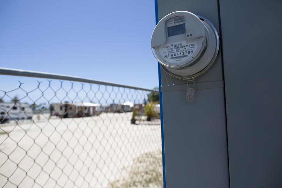 Although these connections were made before LUMA Energy took control of the power distribution network, the union indicated that it would continue to remove the meters and remove the plugs.