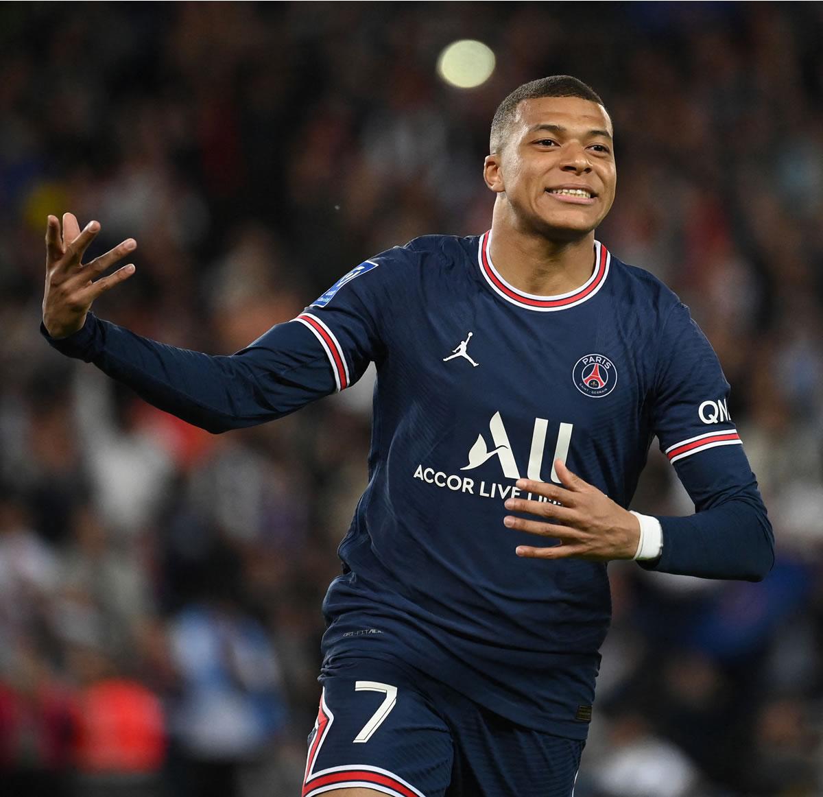 Mbappe reached 21 goals as the season's top scorer in Ligue 1.