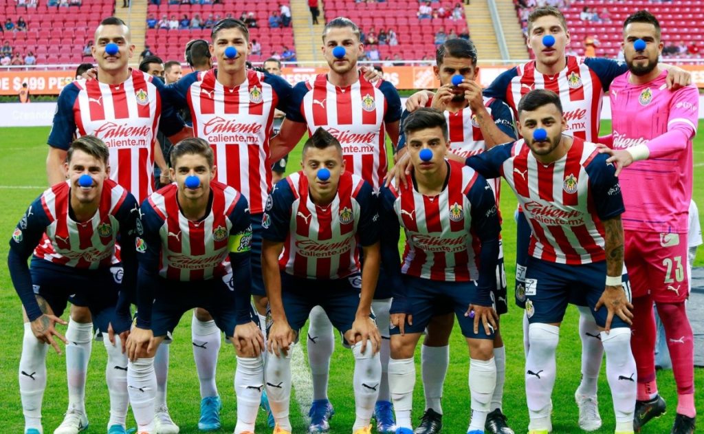 The confirmed line-up between Chivas and Xolos for Round 15 of Clausura 2022 of Liga MX
