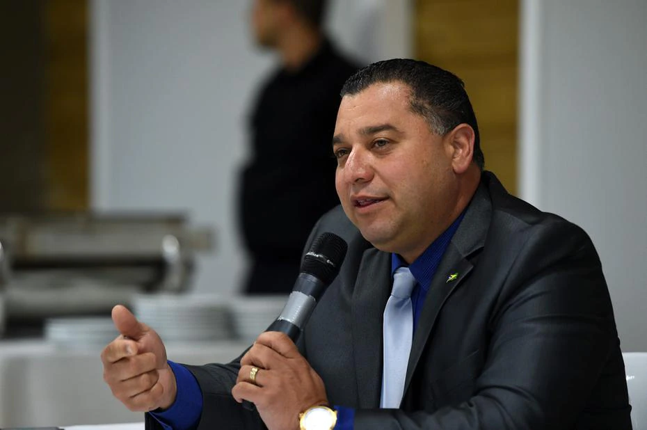 García Pérez is a member of the New Progressive Party (PNP).