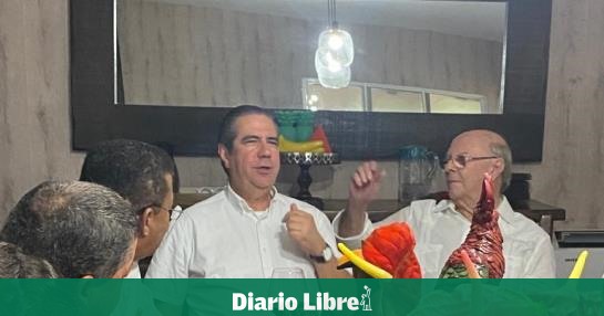 Who were the leaders of the PLD that Hipólito Mejia met?