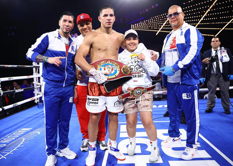 Puerto Rico scored victory by unanimous decision in the main battle for the first rank card.