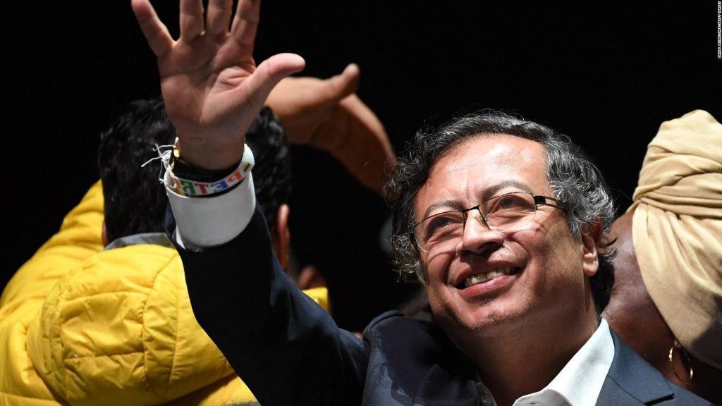 Gustavo Petro spoke with the President of the United States