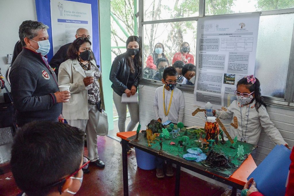 The opening of the first science and technology exhibition for outstanding and talented students
