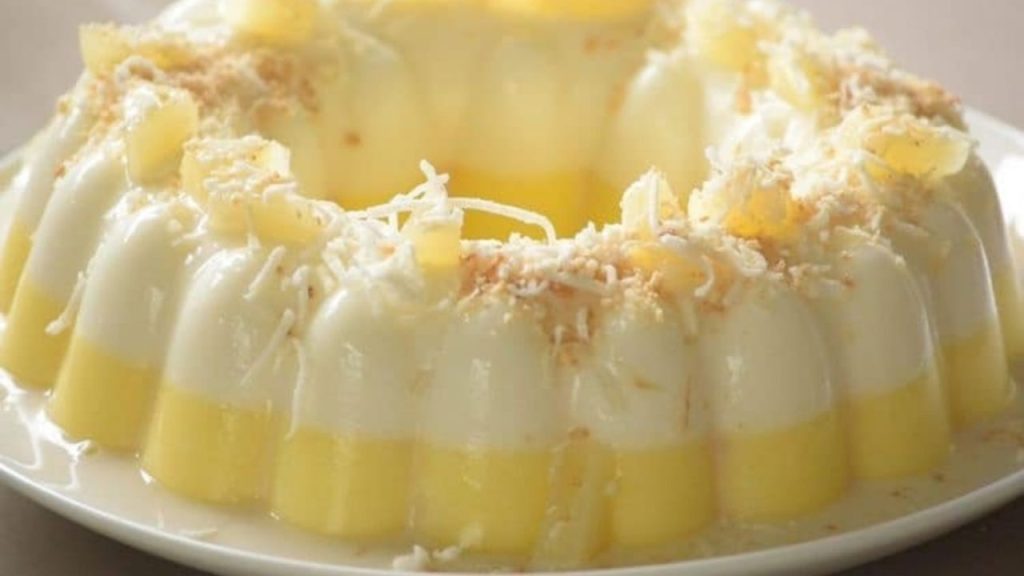 Creamy pineapple and coconut, enjoy this delicious homemade dessert