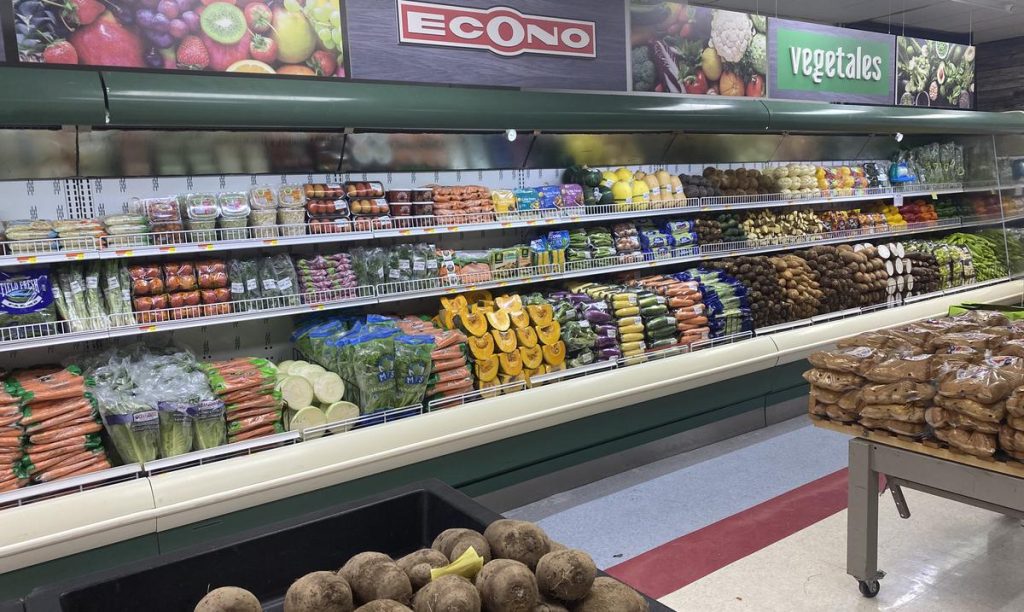 Econo eliminates two supermarkets in the western region