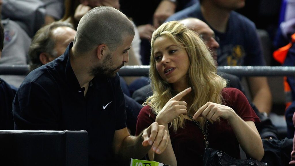 Shakira offers Biko a millionaire agreement that the footballer rejects