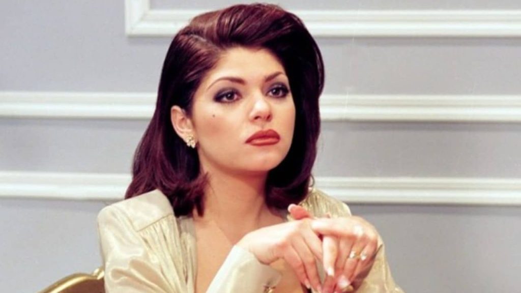 How rich is Itati Cantoral?
