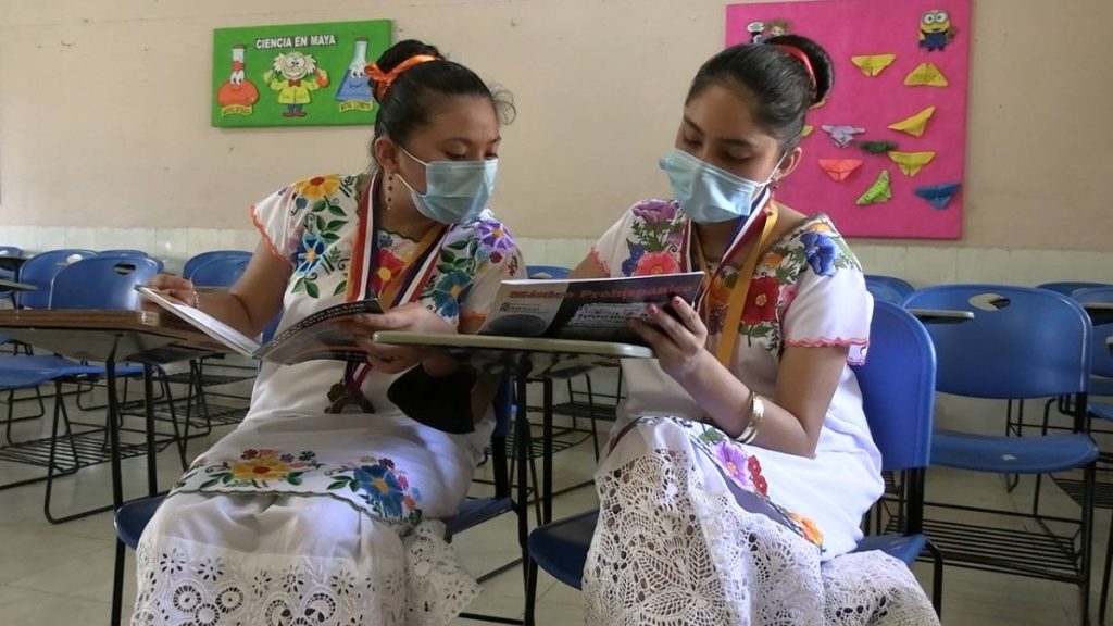 Yucatecan girls win international science competition in Paraguay