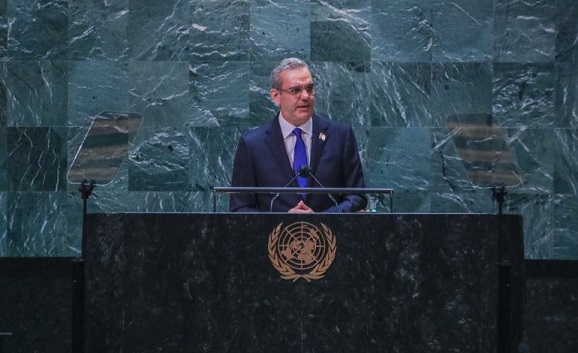 “Leadership of the Americas Award” to OAS Louis Abinader |  AlMomento.net