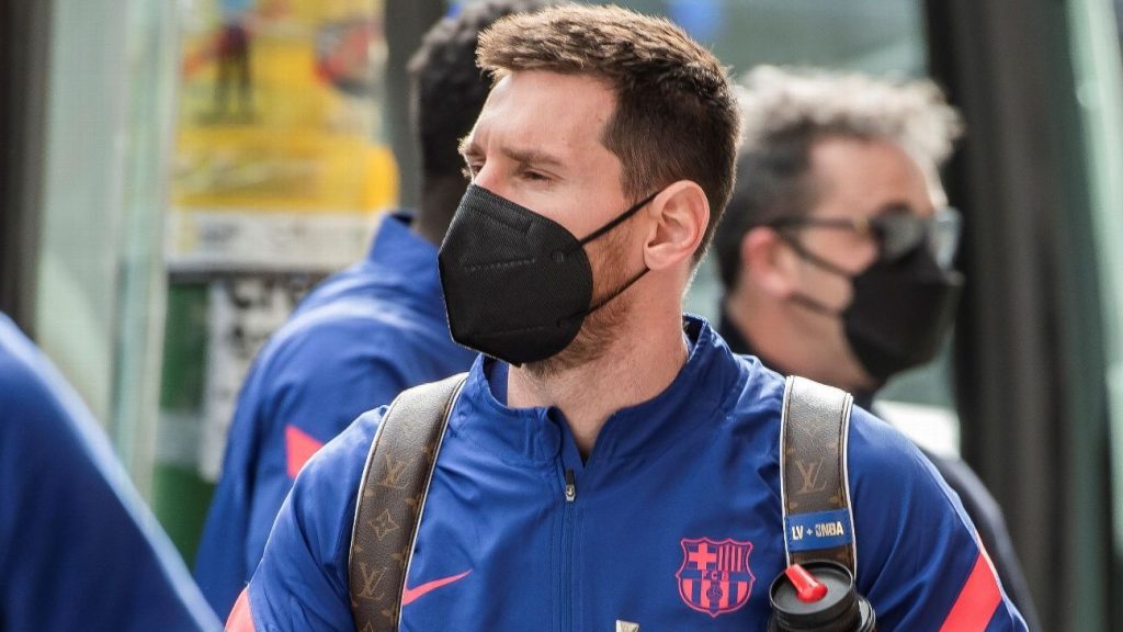 The Spanish press reveals details about Messi and his previous requests to renew with Barcelona