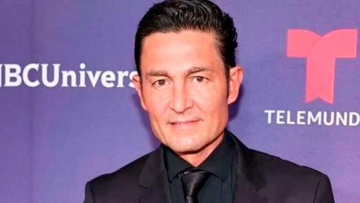 Fernando Colunga worries and divides opinions to look strange