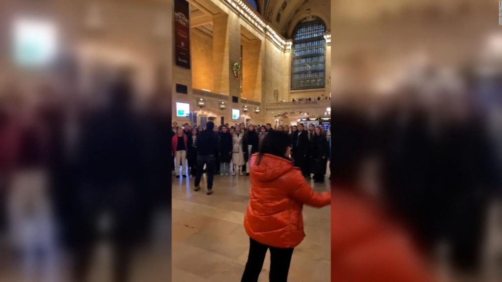 Ukrainian children sing Christmas carols at Grand Central Station