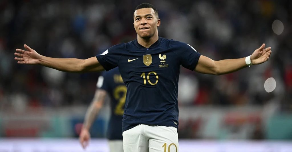 Mbappe takes football to a new dimension in the Qatar 2022 World Cup