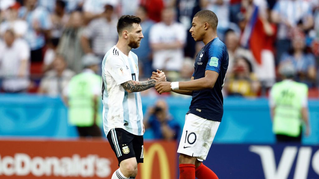 The exact position of Paris Saint-Germain with Mbappe and Messi in the World Cup final
